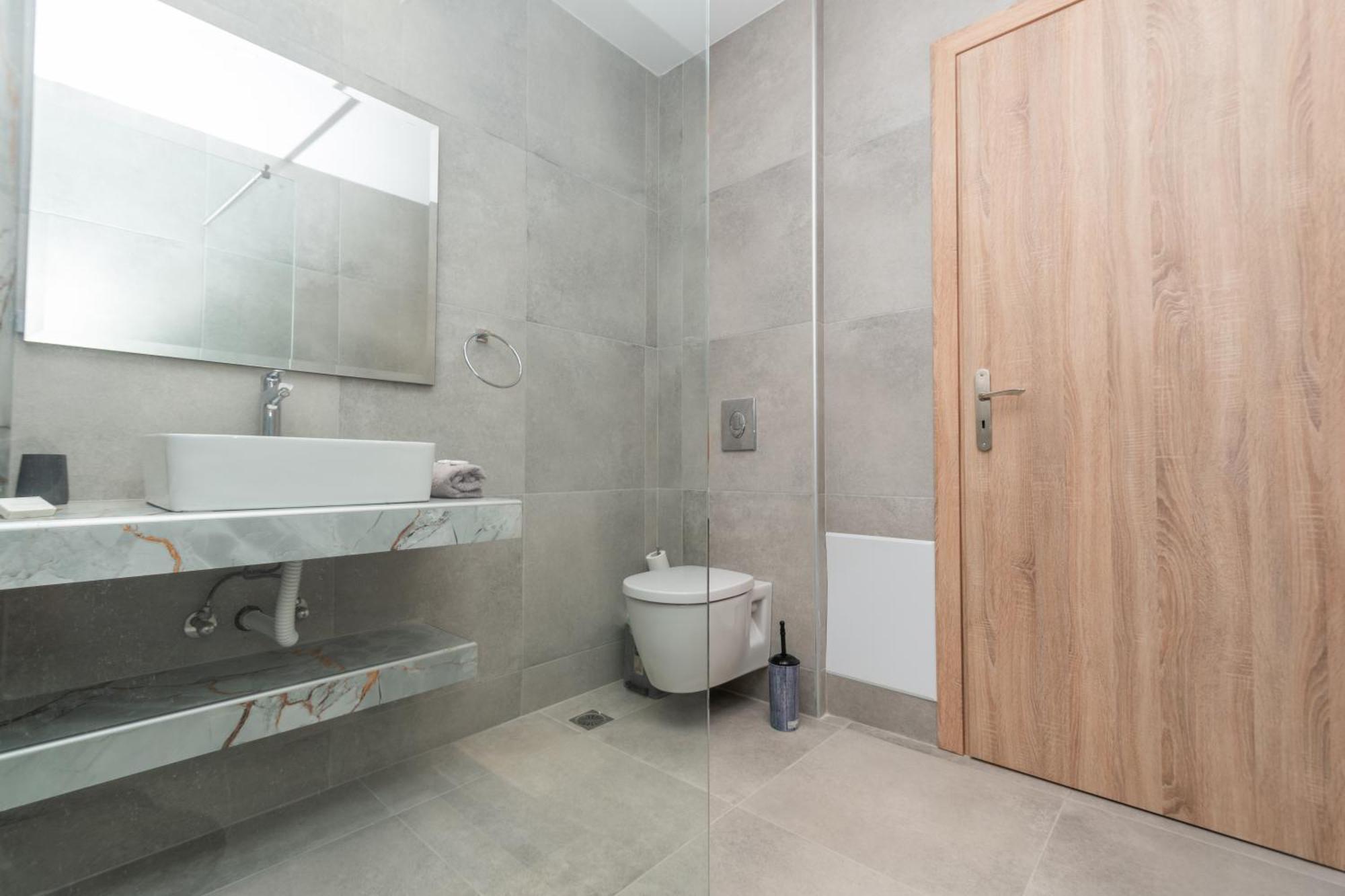 Katsaros Luxury Apts II 5 Min Walk To Beach 티실리비 외부 사진