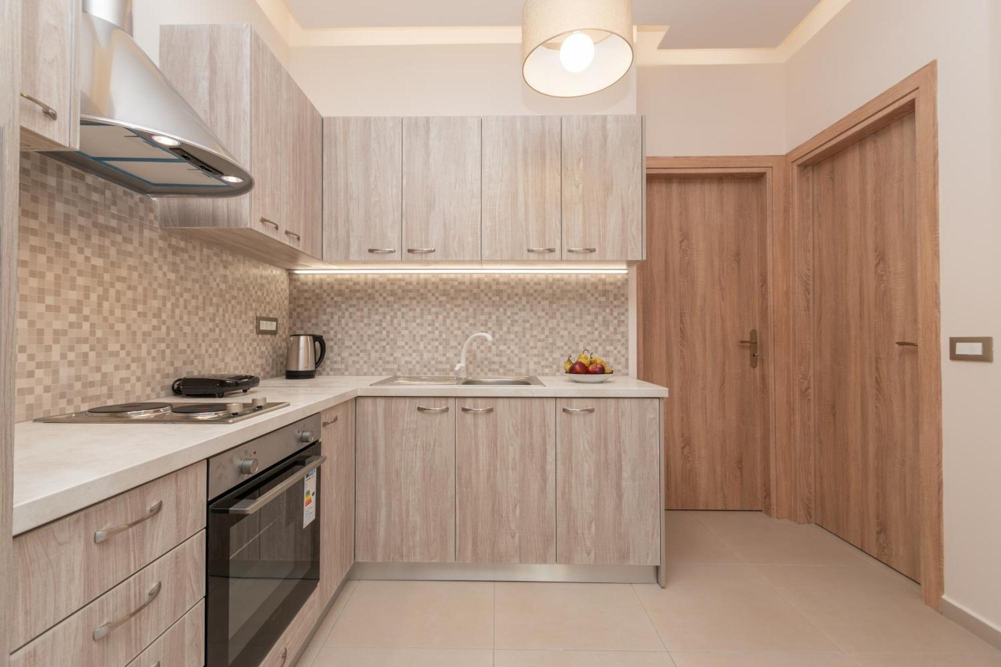 Katsaros Luxury Apts II 5 Min Walk To Beach 티실리비 외부 사진