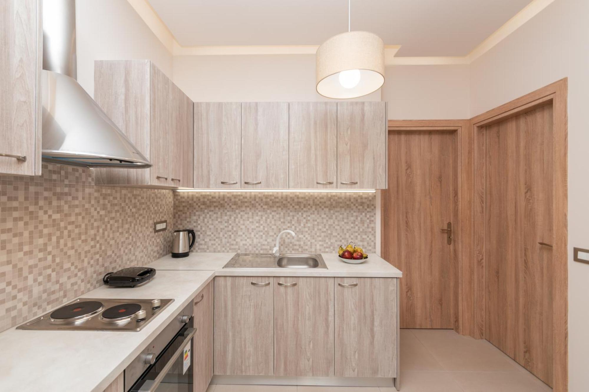Katsaros Luxury Apts II 5 Min Walk To Beach 티실리비 외부 사진