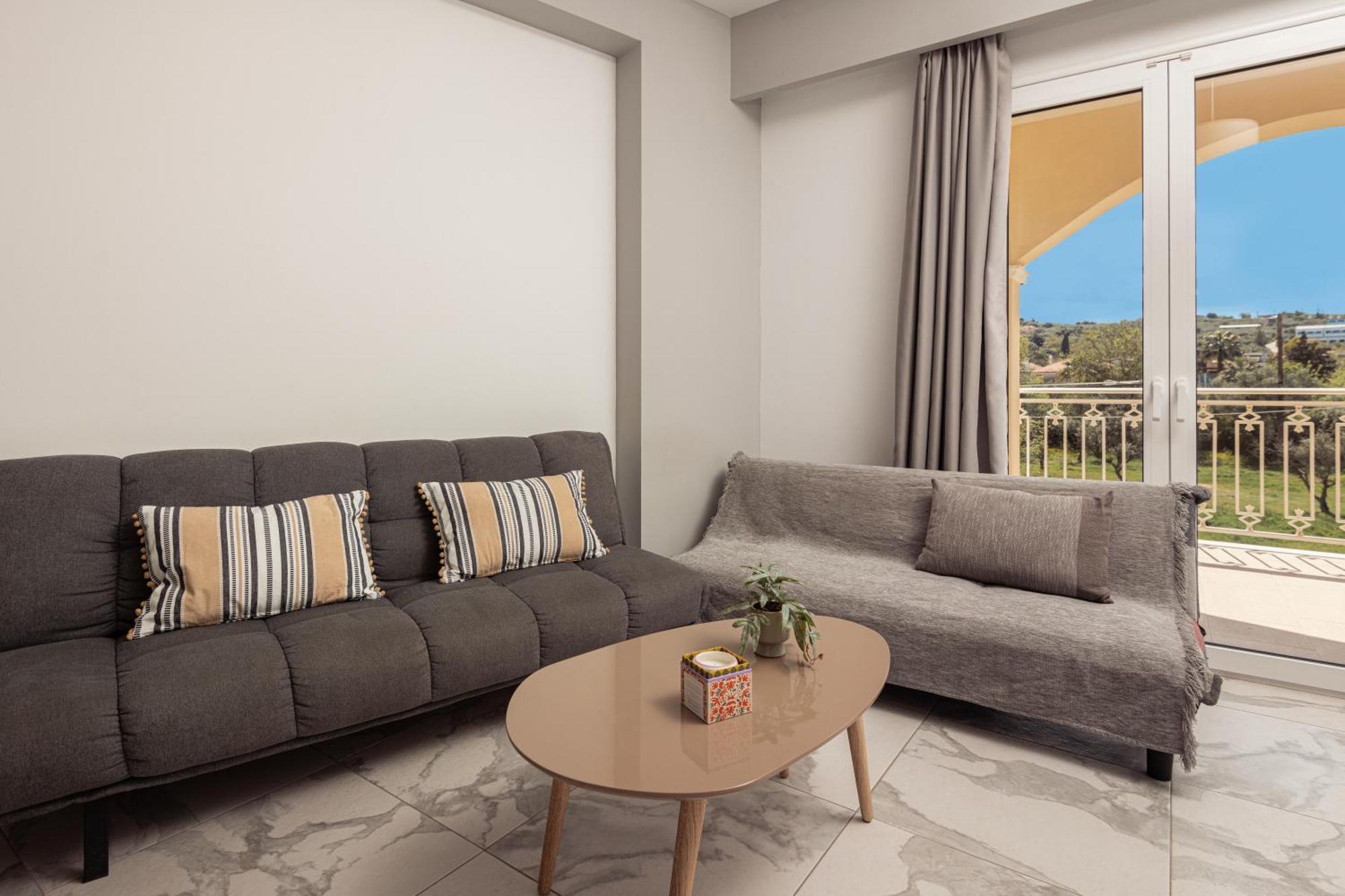 Katsaros Luxury Apts II 5 Min Walk To Beach 티실리비 외부 사진