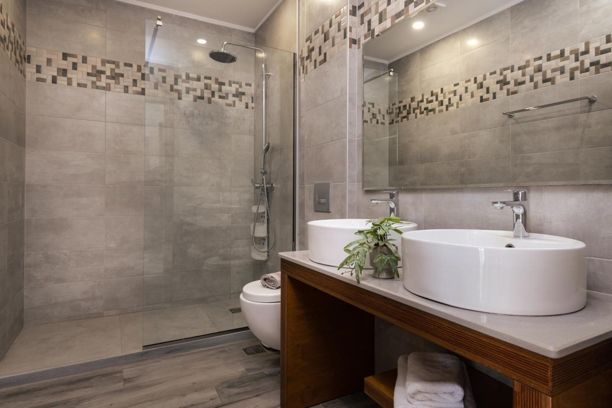 Katsaros Luxury Apts II 5 Min Walk To Beach 티실리비 외부 사진